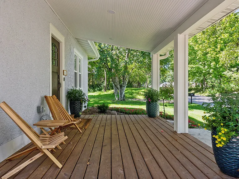Bayview Pl — Photo 21