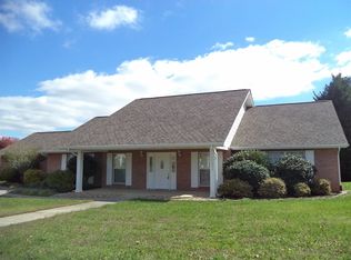 1653 Pendleton Dr, Friendsville, TN 37737
