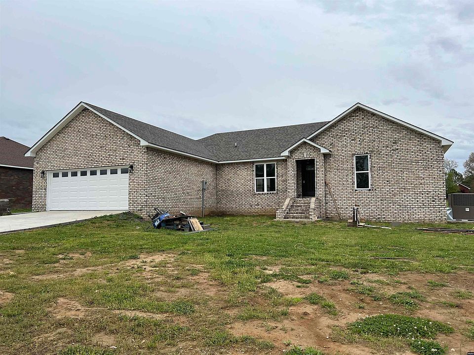 1st image of 232 Wilma Dr