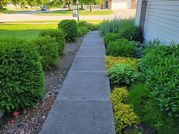 5th image of 1886 Creekside Dr