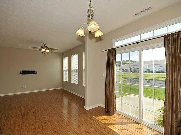 5th image of 10931 Lemongrass Dr