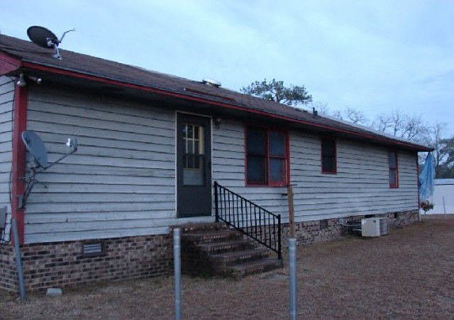 2nd image of 821 Willard Tatum Rd