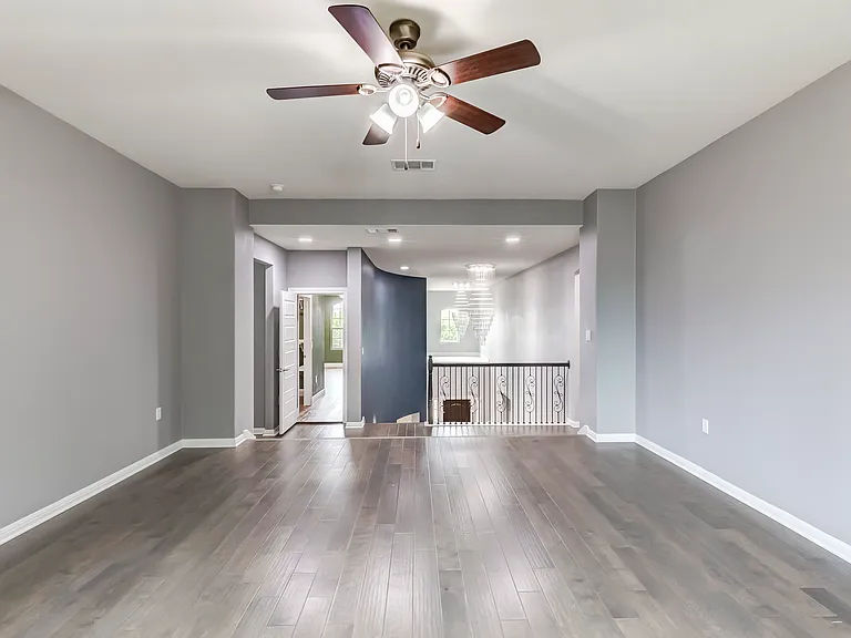 10115 Ida Grove Ln — Photo 20