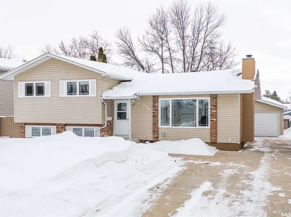 979 Sanderson CRESCENT, Prince Albert, SK S6V 6L2