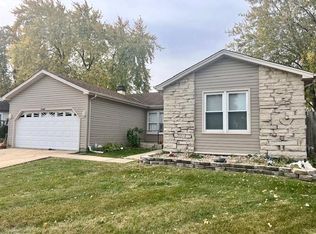 1740 N Devon Ave, Glendale Heights, IL 60139