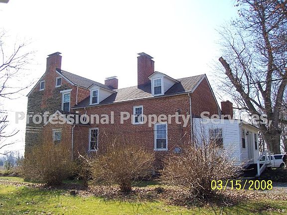 2nd image of 1331 Jefferson Pike #C