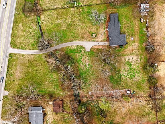 5th image of 540 Franklin Rd