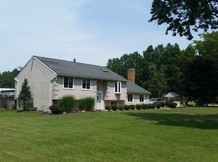 6019 New London Rd, Ashtabula, OH 44004