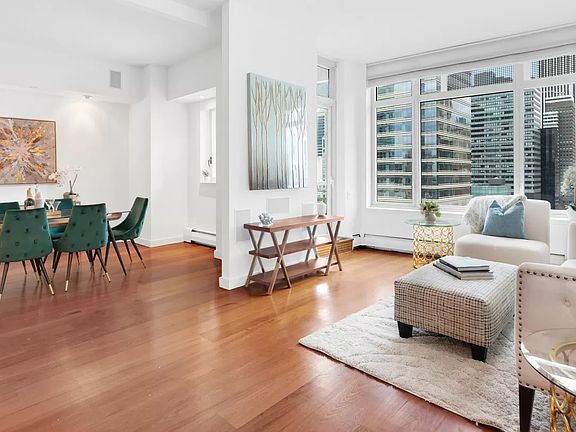 3rd image of 205 E 59th St APT 22B