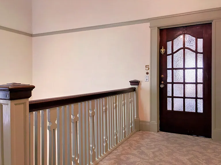 2134 Green St #5 — Photo 5