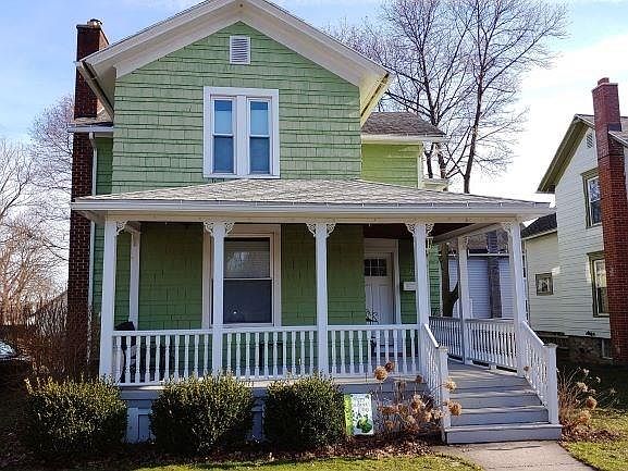 1st image of 247 Gibson St