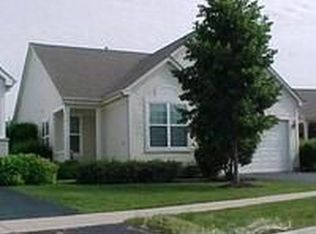 16110 Seneca Lake Cir, Crest Hill, IL 60403