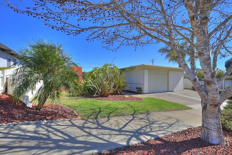 1st image of 212 La Jolla Dr