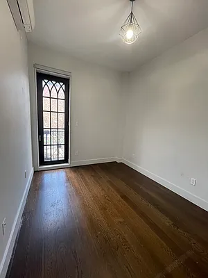 Rented by Hagstrom Management Inc | media 19