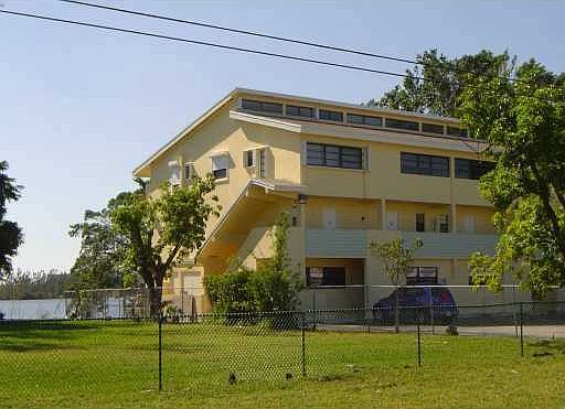 1st image of 3881 Crystal Lake Dr APT 1