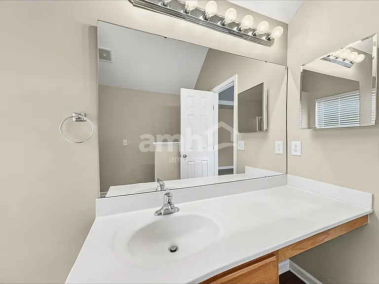 1012 Early Rise St — Photo 11
