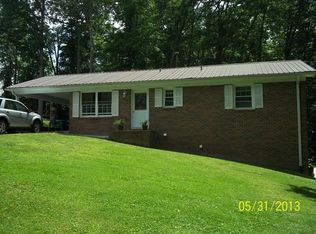 318 Leonard Rd, Mount Airy, NC 27030