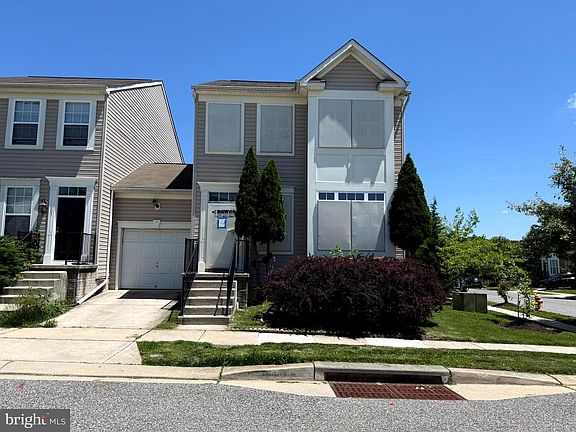 2nd image of 601 McConnell Ct
