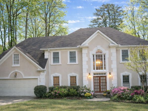 1139 Ives Ct NE