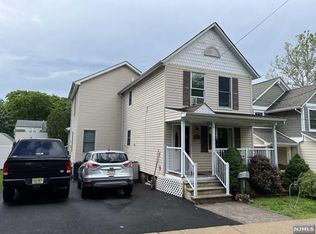 205 Westervelt Pl, Oradell, NJ 07649