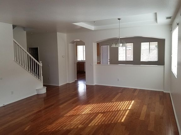 5th image of 15263 Blackthorn Dr