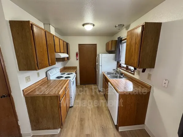 8118 Boundary Ave APT C, Anchorage, AK 99504
