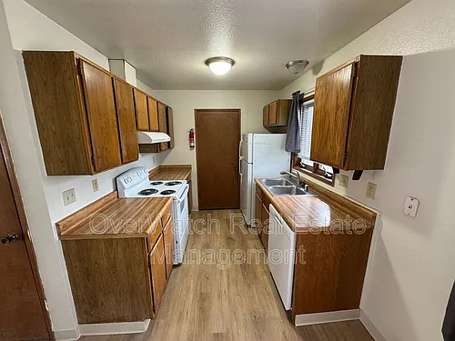 8118 Boundary Ave #C Photo 1