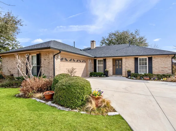 2230 Cedarbrush Dr, Carrollton, TX 75006