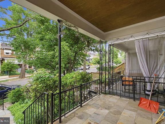 5th image of 440 Delafield Pl NW