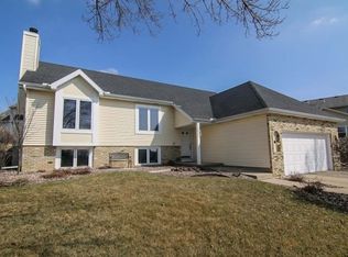3406 Prairie Rd, Madison, WI 53719