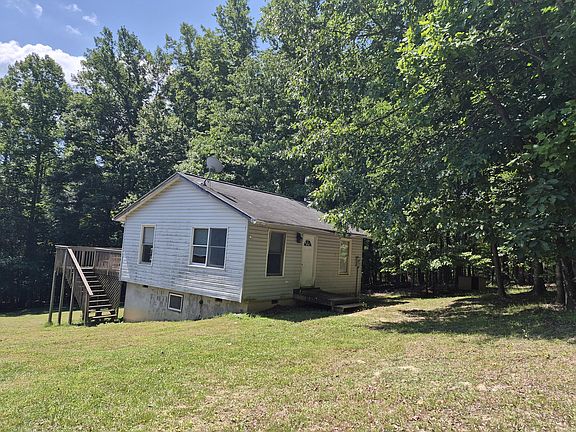 4th image of 830 Honey Hollow Rd
