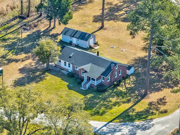 2nd image of 12 Duncan Dr