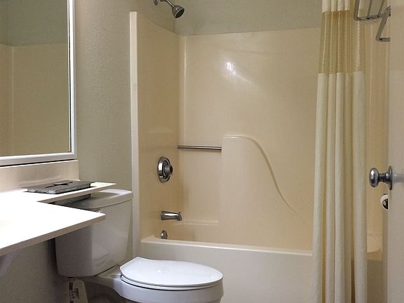 1 BR 2nd bathroom