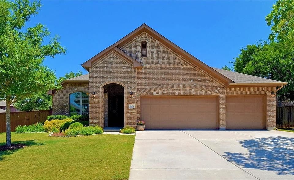 2nd image of 2604 Hilltop Divide Ln
