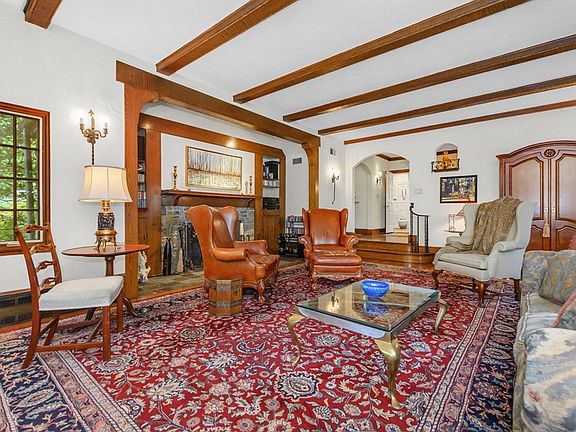 4th image of 146 Woodchester Dr