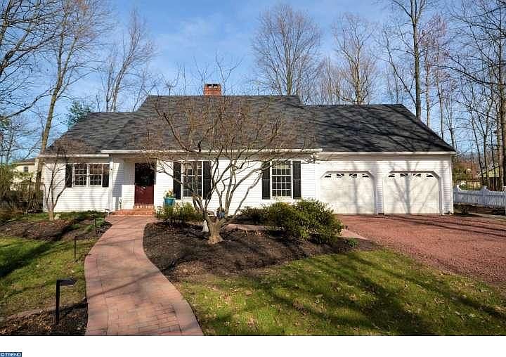 1st image of 427 Cowpath Rd