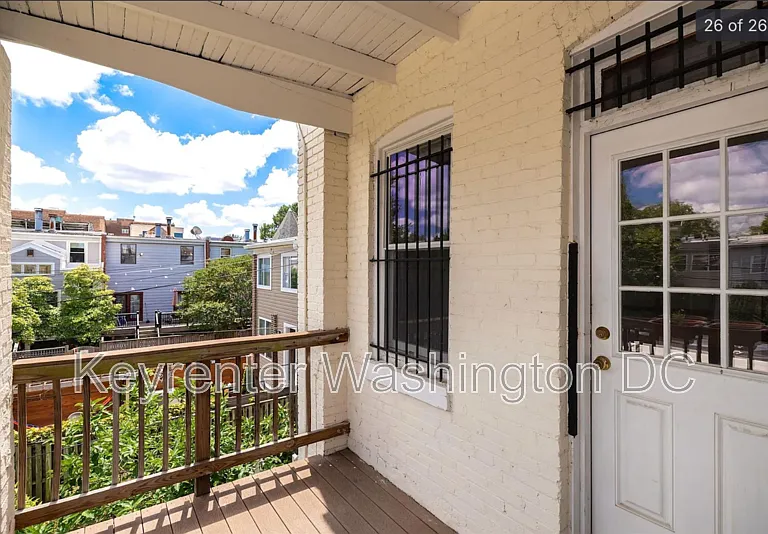 611 4th St NE #A — Photo 24