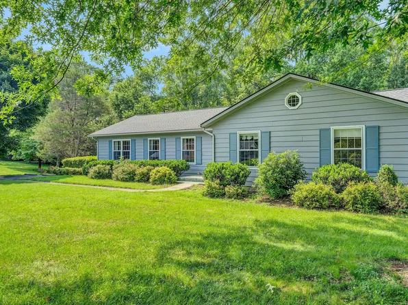 250 Knollwood Dr, Rocky Mount, VA 24151