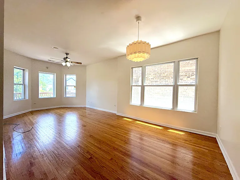 842 N Avers Ave #2 — Photo 3