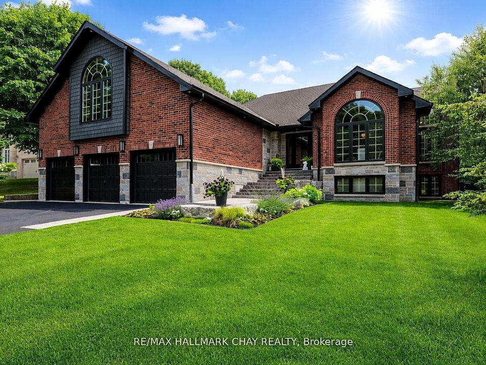 1st image of 32 Forest Hill Dr