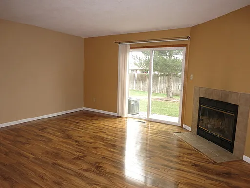 4233 Hunting Meadows Cir — Photo 7