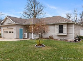 182 Dartmouth Ave, Holland, MI 49423