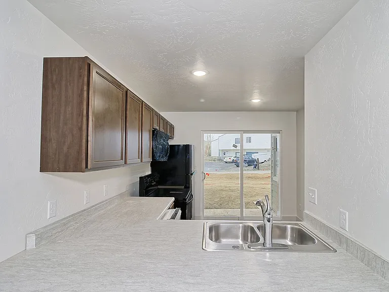 109 Anna Ct — Photo 20