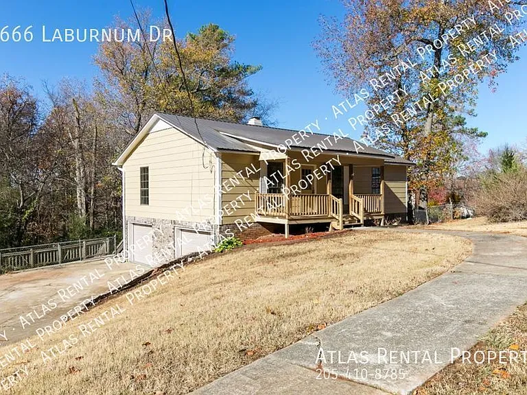 2666 Laburnum Dr — Photo 2