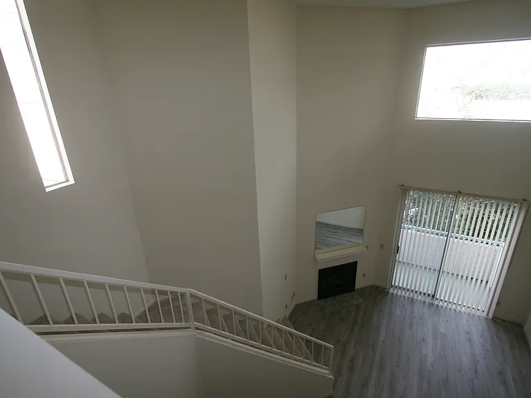 3637 Clarington Ave #213 — Photo 78