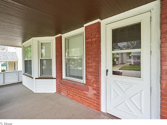 2nd image of 3922 Bucyrus Ave