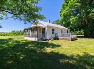 60 Rodeo Ln, Dillwyn, VA 23936
