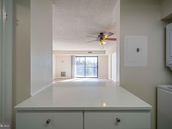 3rd image of 3800 Powell Ln APT 715