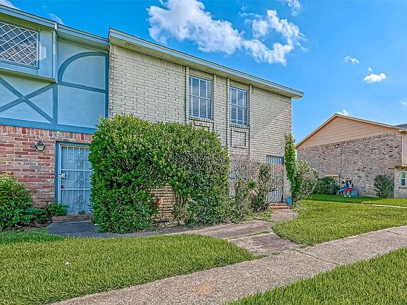 2nd image of 7073 Chasewood Dr