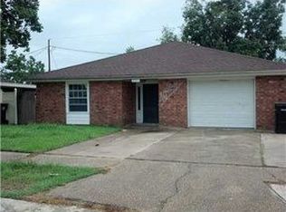 2321 Delta Queen Dr, Violet, LA 70092
